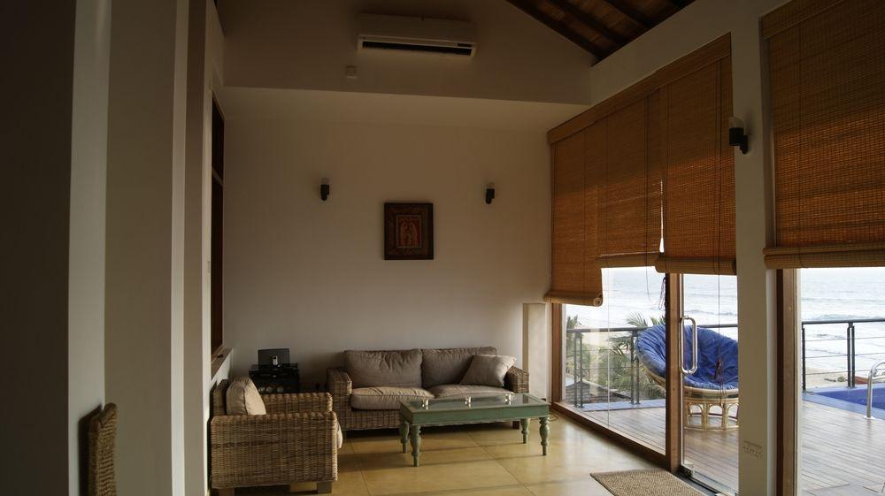 The Cove Hotel Negombo Exterior photo