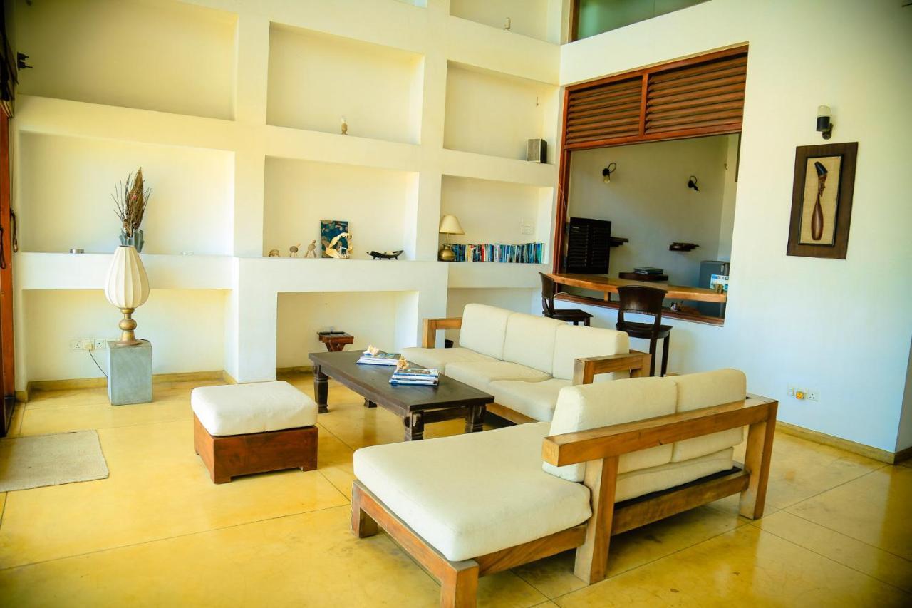 The Cove Hotel Negombo Exterior photo